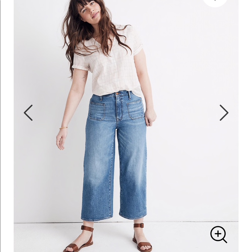 Wide-Leg Crop Jeans in Chesney Wash